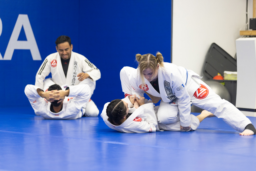 Adults training at Gracie Barra Whittier